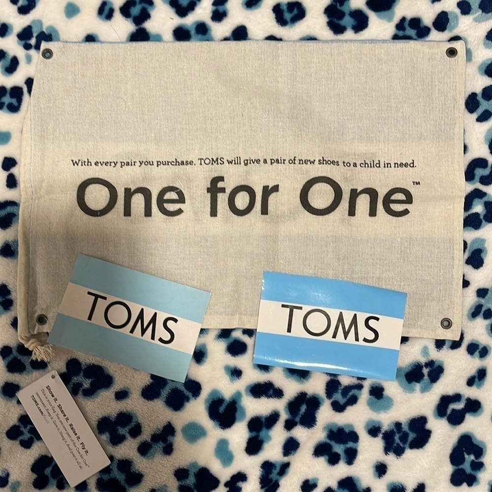 TOMS dust bag with stickers